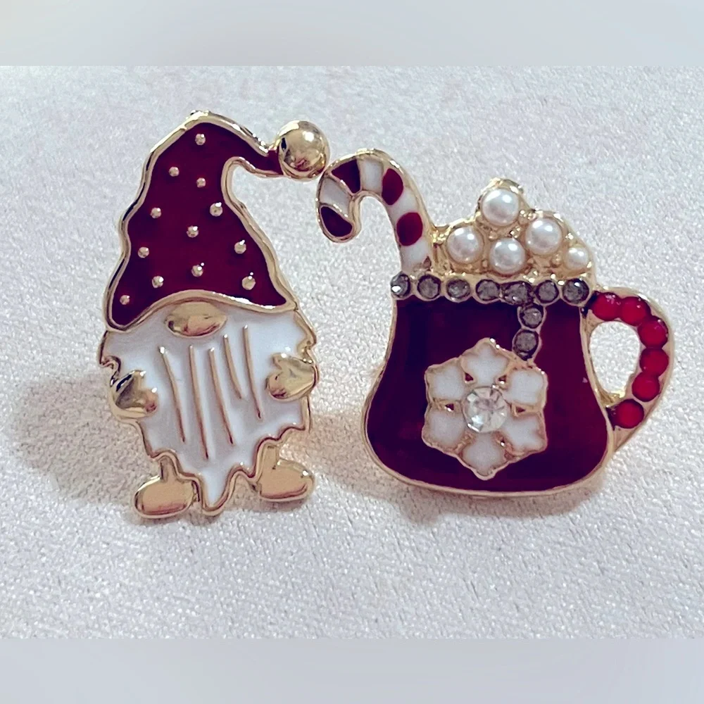 Christmas Pins, New